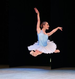 Jessika Anspach in "Sum Stravinsky." Photo by Angela Sterling; choreography by Kiyon Gaines.